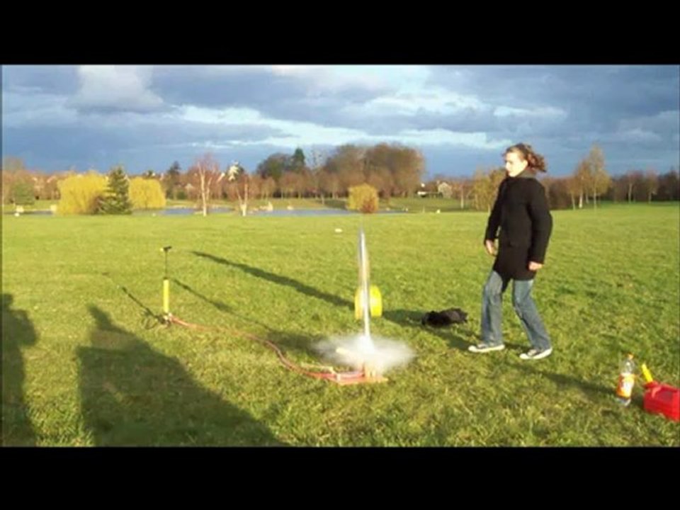 Fusée à eau   Rocket 3  tentative de record