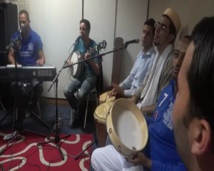 soirée entre amis Groupe El Hanane et  imdiazn N paris (2012)