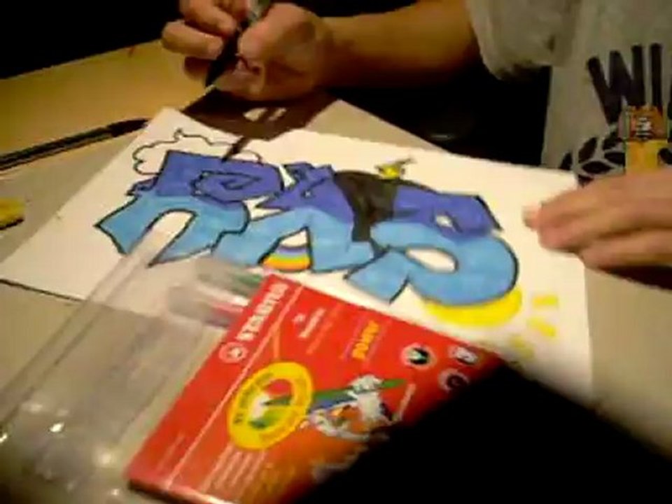 Graffitis papier accéléré .