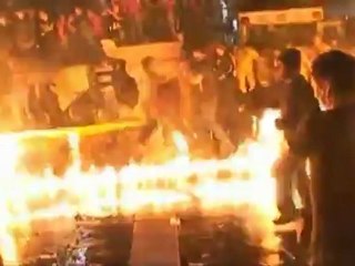 Great balls of fire light up night sky in El Salvador