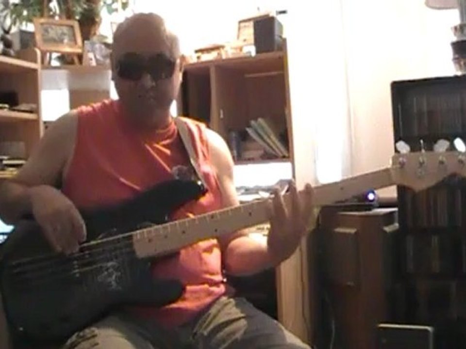 Mas que nada Brazilian SambaFunk Al Jarreau basscover2 Bob Roha