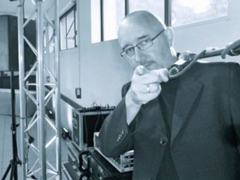 DOUBLE JEU (SHUT UP)