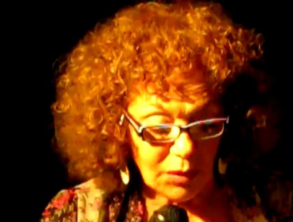 Raquel... "Tu risa" (Poema de Pablo Neruda)