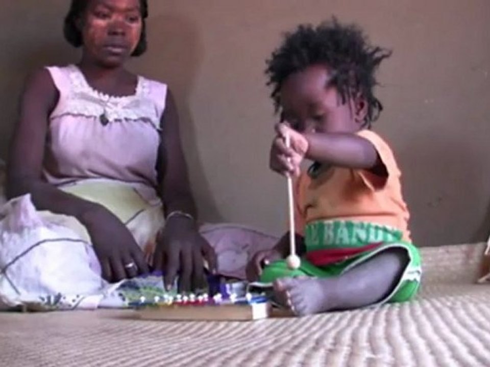 Babys Lächeln – Offenbarungen aus anderen Kulturen | Projekt Zukunft - Interview