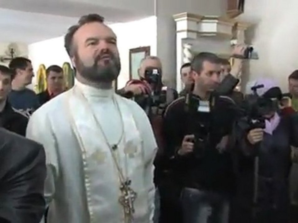 Părintele Pavel Borşevschi - despre Taina Sf. Botez, zodii şi superstiţii pe înţelesul tuturor