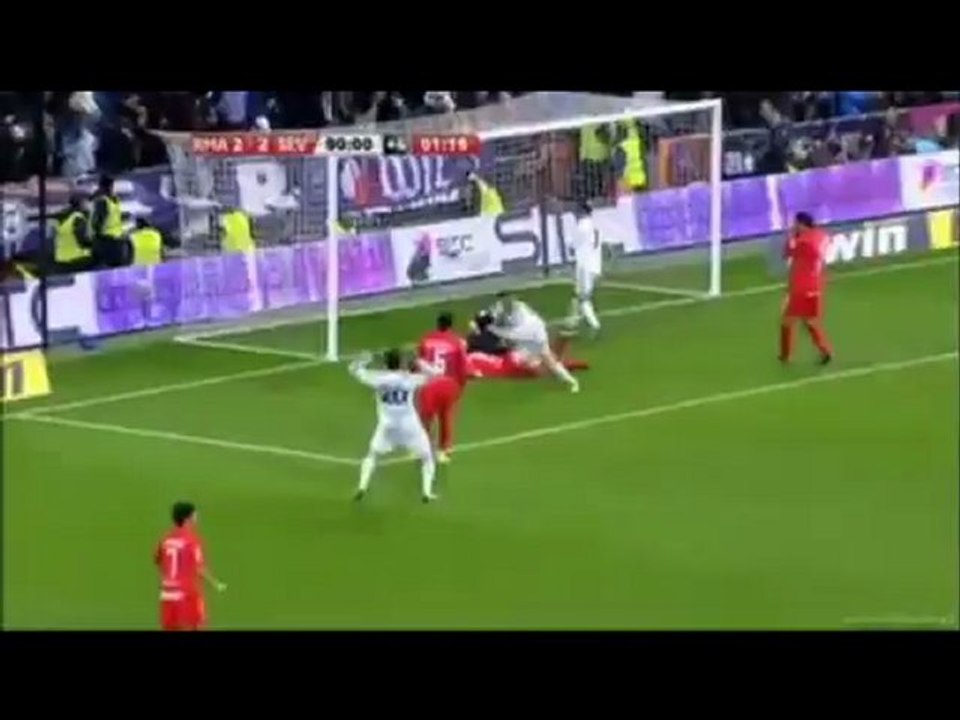 Rafael Van Der Vaart's 17 Real Madrid goals (4 preseason)