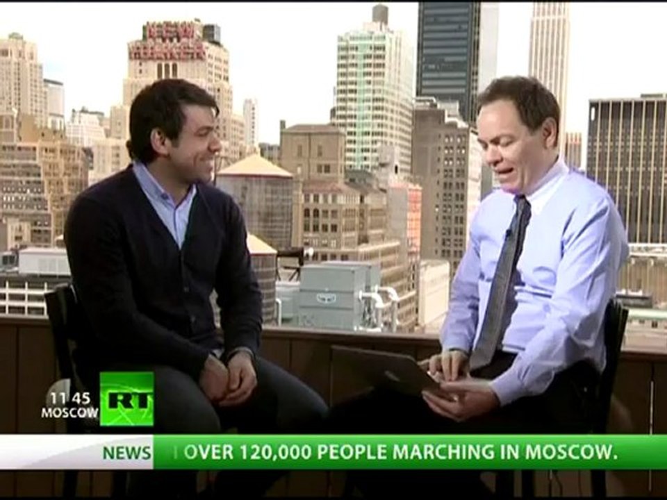Keiser Report: How bankers stole Labor Day (E282)