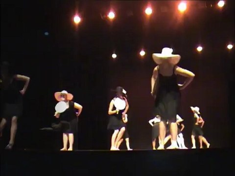 Quintessence Extrait création chorégraphique Ecole Pierre Moutou