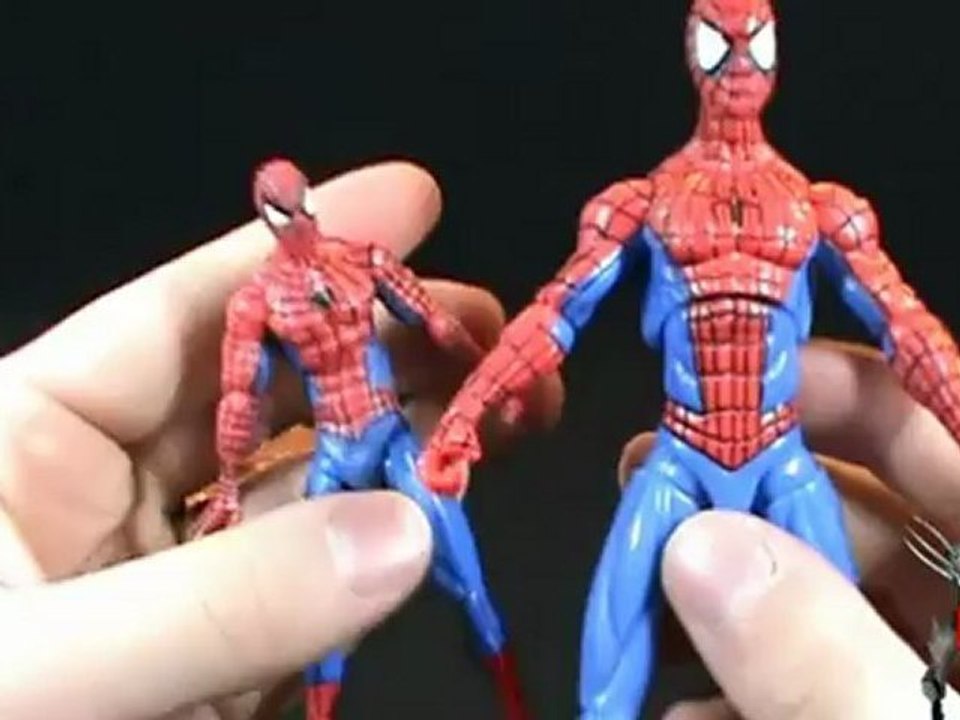 Toy Spot - Hasbro Spider-man with Snap-on "Rocket" Armor