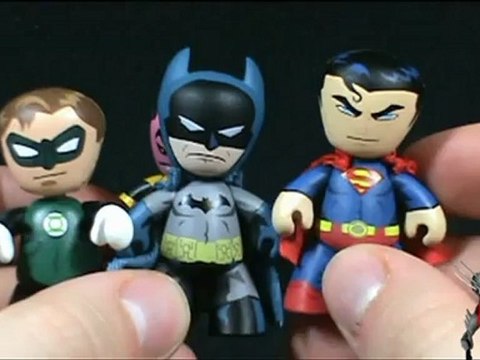 Collectible Spot - Mezco DC Universe Mez-itz 2 Mini Figures Green lantern and Sinestro