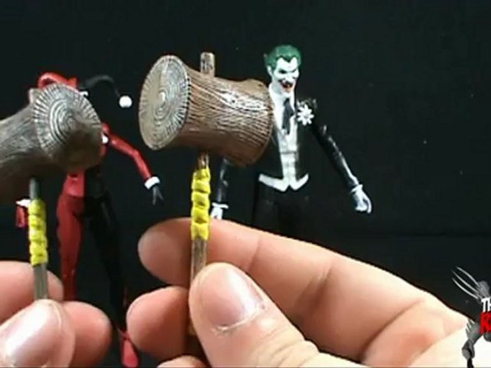 Toy Spot - Mattel DC Universe Classics Mad Love Harley Quinn and The Joker