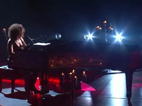 Alicia Keys - Fallin' (Piano & I- AOL Sessions +1)