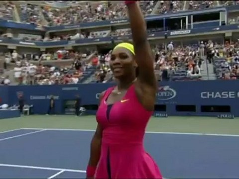 Williams thrashes Hlavackova