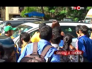 Bipasha's unique way of promoting Raaz 3