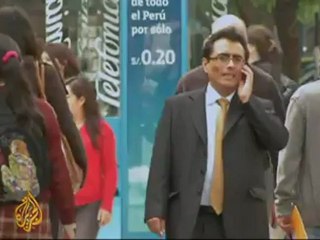 Spaniards seek jobs in Peru