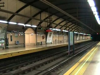 Ni un alma en las estaciones fantasma del Metro