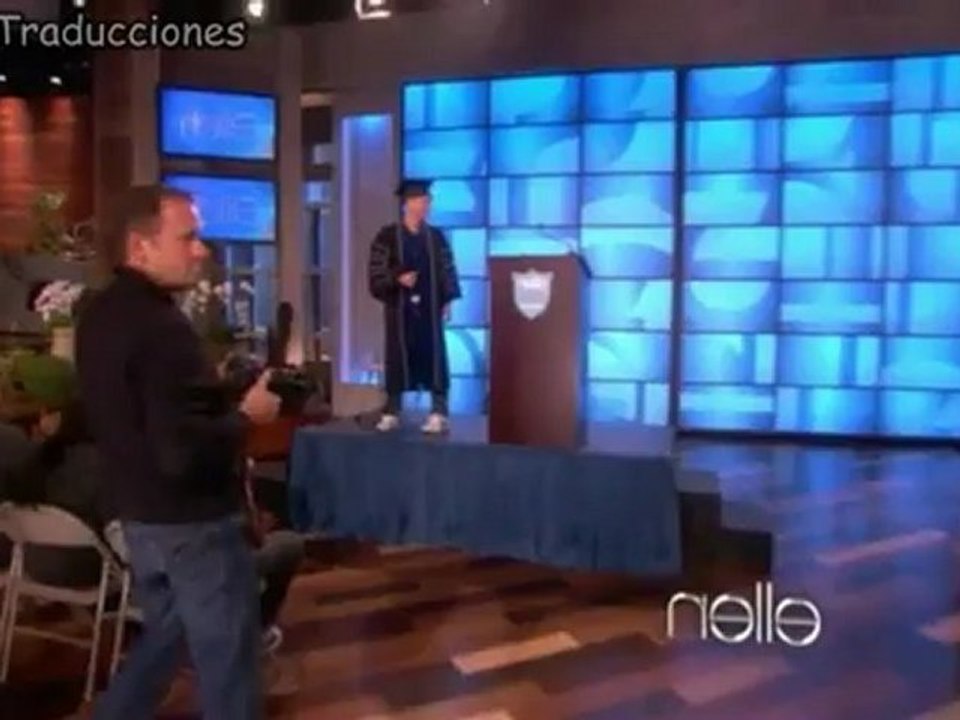 Justin Bieber's Graduation (Español)