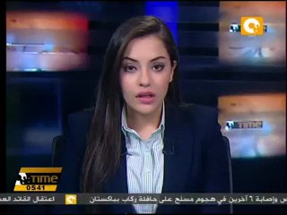 تجمهر المواطنين أمام ديوان عام محافظة مرسى مطروح
