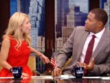 LAST VIDEO Michael Strahan Joins Kelly Ripa on ABC's 'Live!'