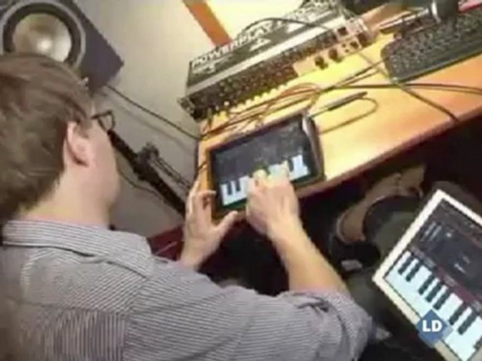 Un grupo de música utiliza únicamente iPads como instrumentos
