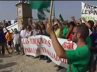 La Guardia Civil desaloja de Las Turquillas a los miembros del SAT