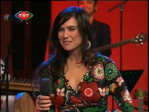 Yeni Türkü&Şevval Sam-Talihin Elinde oyuncak oldum...!!!