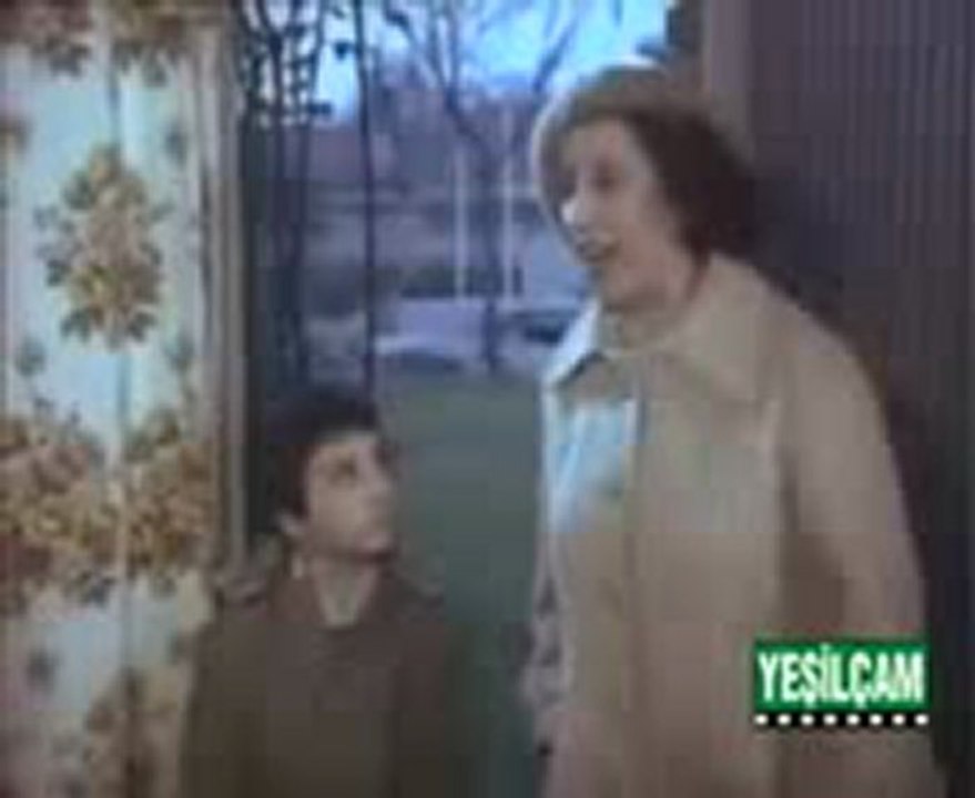 www.SesliKalbimdekal.com eski türk filmleri komik sahneler 2.