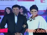 Hot Kareena Walk Ramp with Madhur Bhandarkar