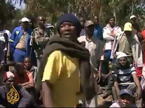 South Africa mining unrest threatens Zuma second term