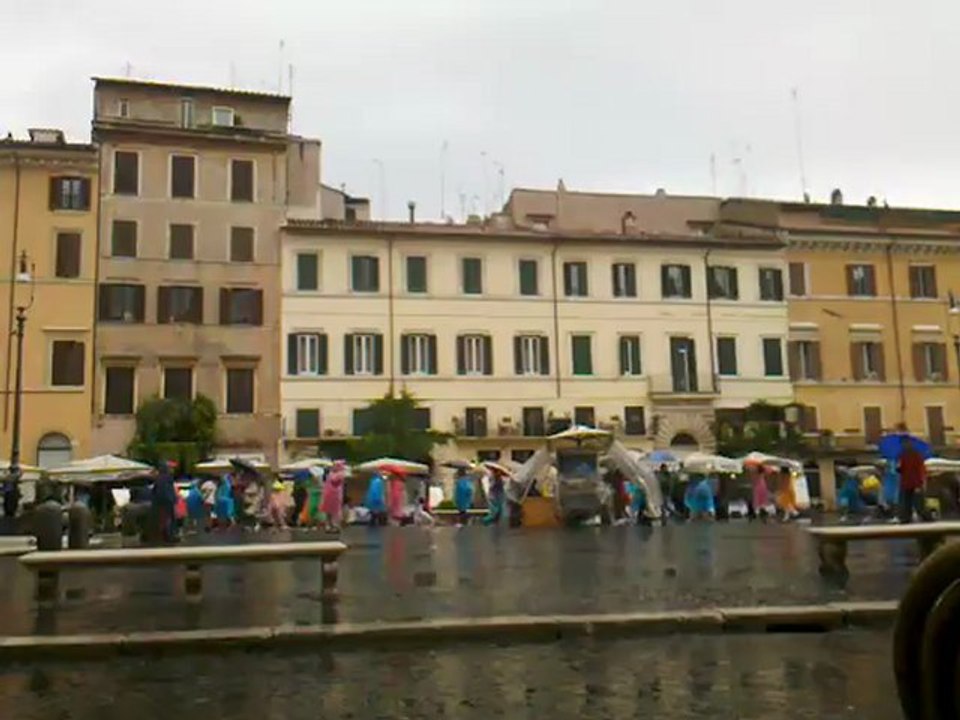 La place Navone sous la pluie de septembre