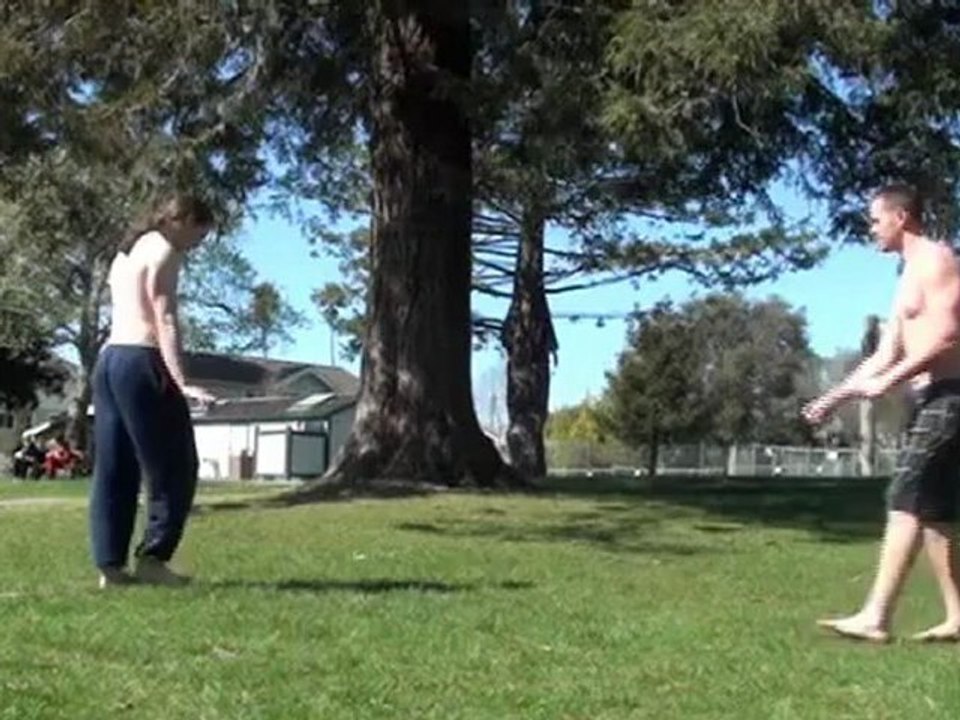 Tuck Handstand