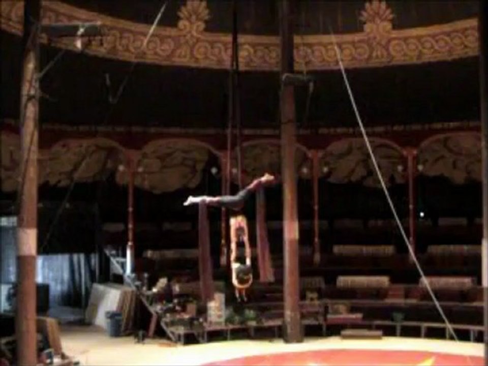 Acrobate aérienne