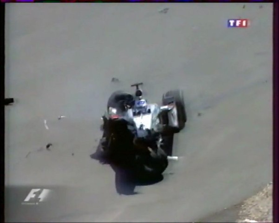 Formula 1 Allemagne 2003 Huge crash start en francais (TF1)