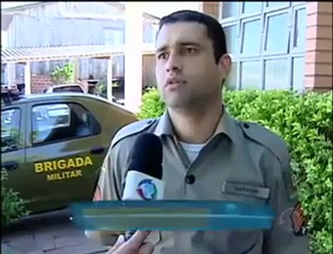 Cão salva dono... mesmo depois de levar dois tiros