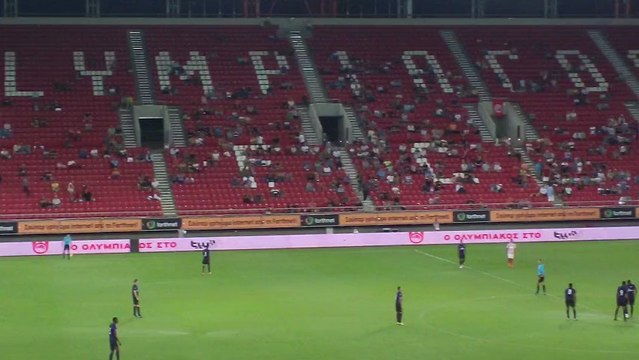 Λίγο πριν από τη σέντρα του αγώνα Ολυμπιακός-Άρσεναλ για το NextGen Series