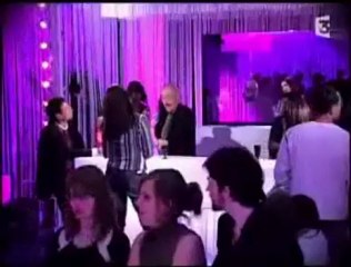 Béatrice Dalle chez frederic taddei.3 sur 4.