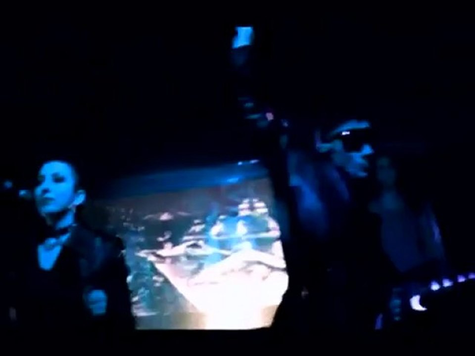 Art Diktator feat She Past Away - Why Can The Bodies Fly (Live@Kemancı)