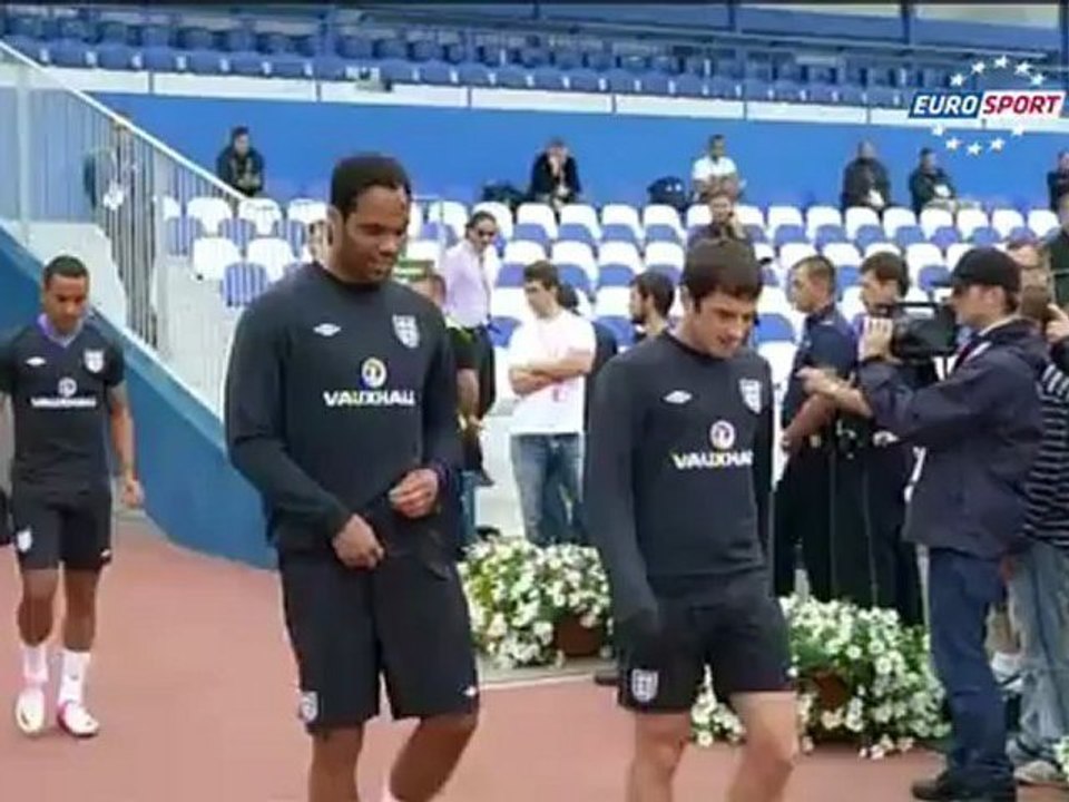 news team England