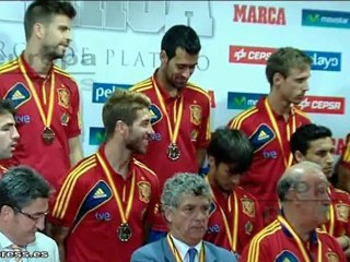 Download Video: Casillas y Xavi, Príncipe de Asturias de los Deportes