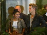 Selena Gomez, Vanessa Hudgens Out in Venice