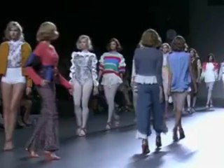 Moda / Isabel Ruiz, plasma en su colección la luz de los pintores del siglo XIX