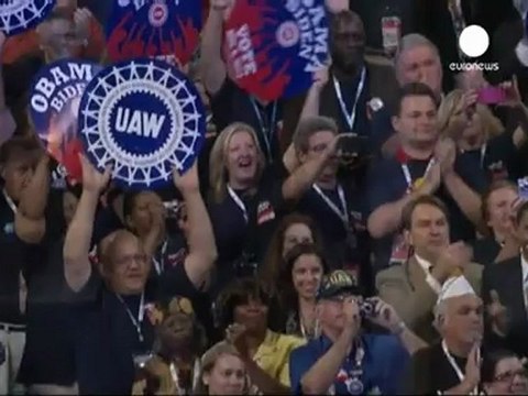 Clinton supports Obama as he becomes official Democrat...