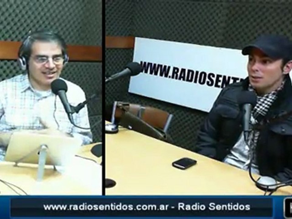 EZEQUIEL FERNANZ (2) en Variete de Sensaciones - Programa N° 53 - 05/09/2012