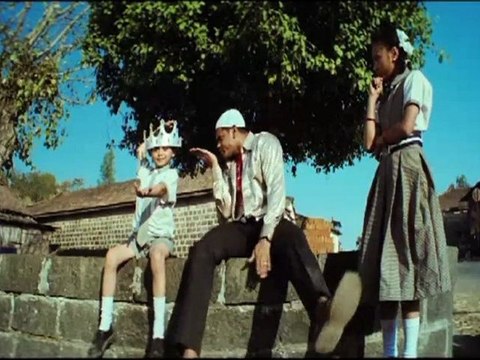 Magic Mamu - Song - Kutumb - Jitendra Joshi, Veena Janmkar