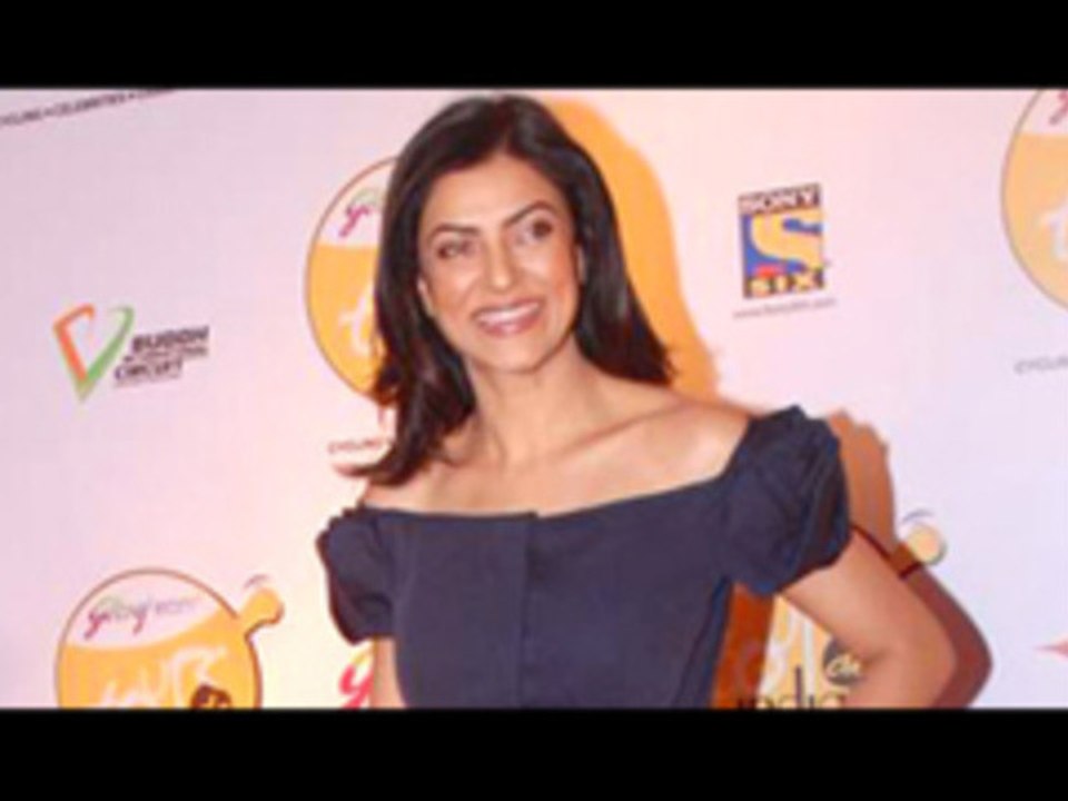 Sushmita Sen @ Godrej Eon Tour De India Cycling Event