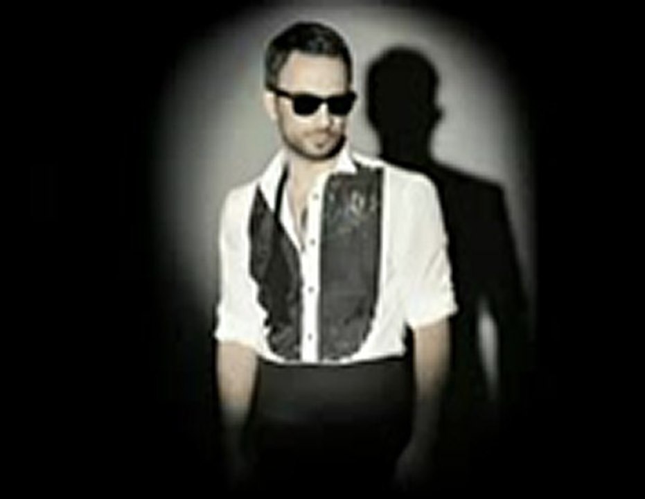 Tarkan - Aşk Gitti Bizden 2012 - YouTube www.seslisuperiz.net www.seslikeyifci.com Seslisuperiz Seslikeyifci