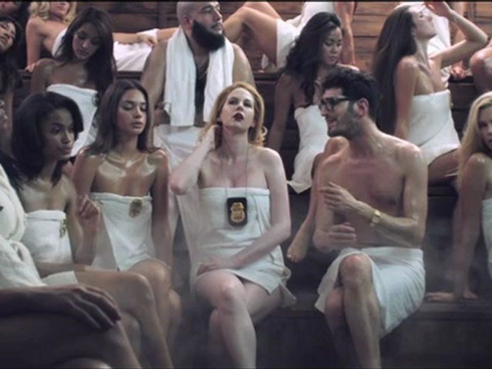 Chromeo - Hot Mess