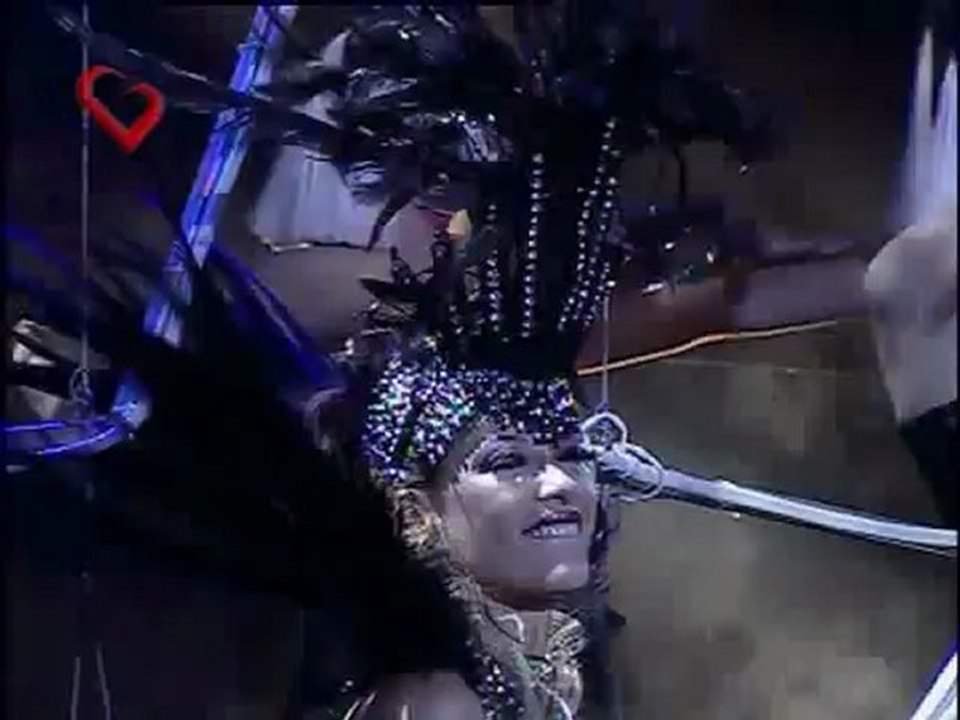 Rebelde Way capitulo 104, Sonia comparte el escenario