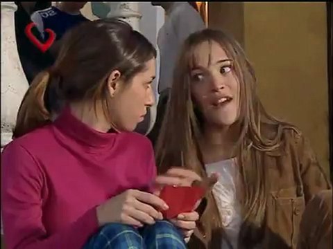 Rebelde Way capitulo 107, Mía consuela a Luna