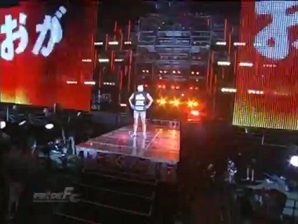 21 - Naoya Ogawa - Fedor Emelianenko 15.08.2004